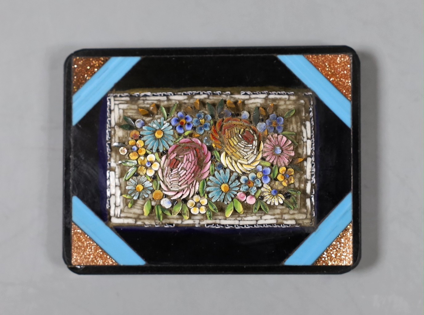 An Italian micro mosaic marble flower paperweight . 5 x 7cm